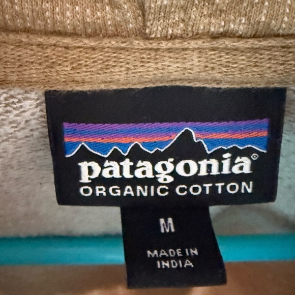 Patagonia Brown Hoodie with Mountain Logo - Picture 3 of 4